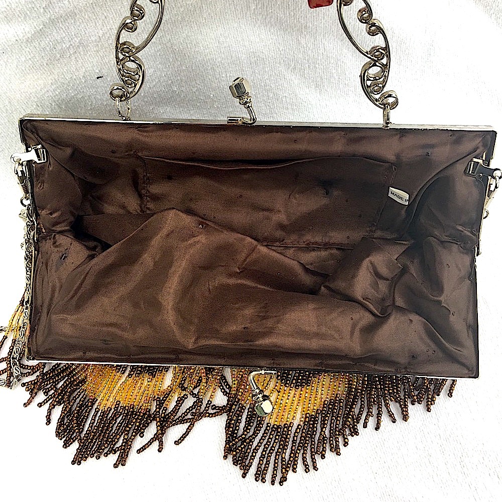 🔥NEW!🔥Filagree Top Handle Beaded Fringed Clutch - Picture 4 of 4